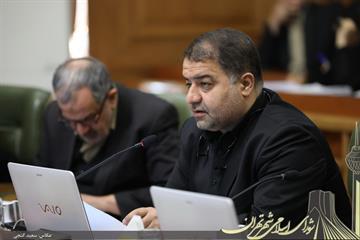 مجید فراهانی، رئیس کمیته بودجه و نظارت مالی شورای شهر تهران هشدار داد.7-224 در 20 هزار ساختمان در تهران، احتمال حادثه مشابه 